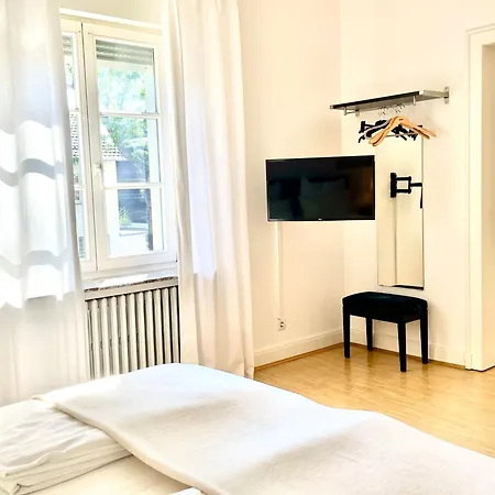 Linde - Stilvoll Wohnen In Zentraler Lage Apartment